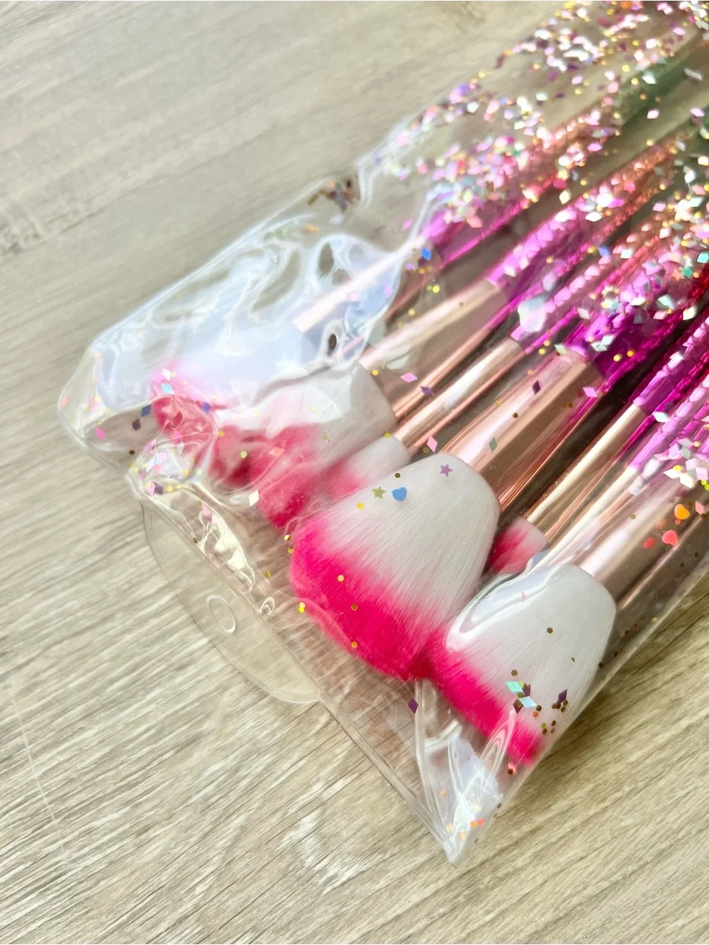 7 Pc Mermaid Tail Makeup Brush Set Ombre Pink Green Cosmetic Tools Confetti NEW